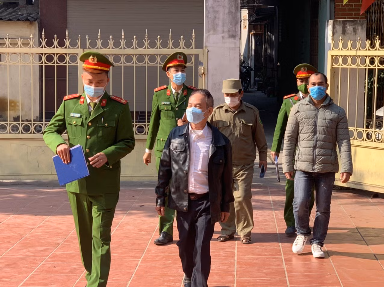 Những người vác tù và hàng tổng -0