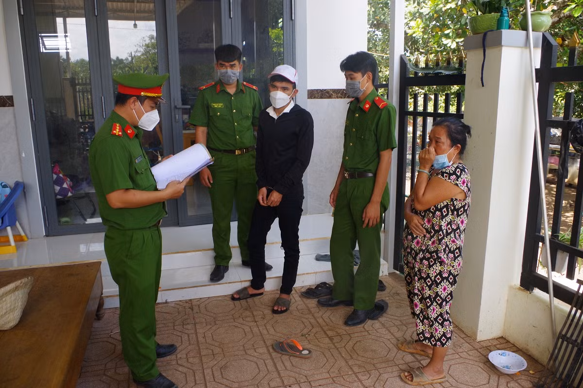 Liên tiếp bắt giữ các đối tượng hình sự -0