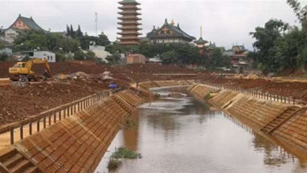 Di chuyển gần 50 hộ dân ra khỏi vùng nguy cơ sạt lở ảnh 5