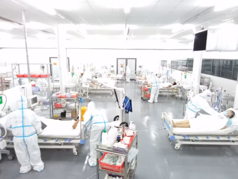 Bệnh viện T.Ư Huế bàn giao Trung tâm hồi sức tích cực người bệnh COVID-19 tại TP. Hồ Chí Minh -0