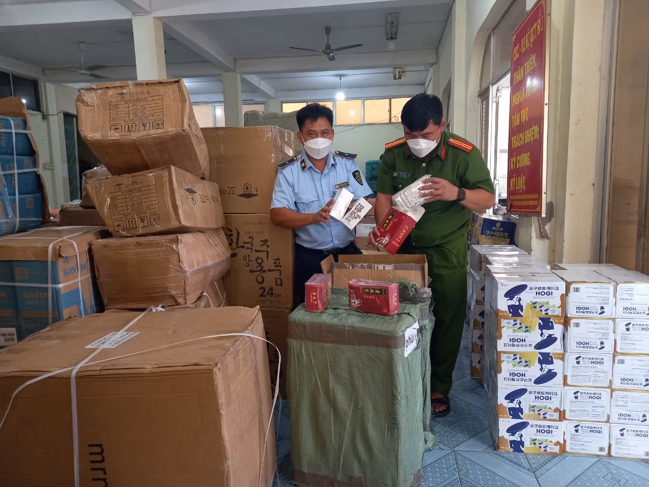  Bắt giữ lô hàng hơn 1 tỷ đồng không có hóa đơn chứng từ hợp pháp -0