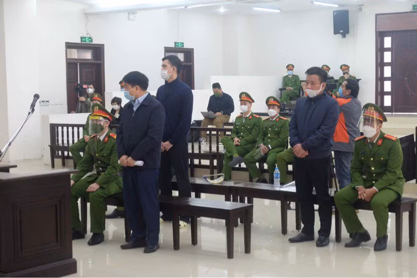 Tòa chấp nhận bà Nguyễn Thị Trúc Chi Hoa được xét xử văng mặt nhưng có thể triệu tập nếu cần -0