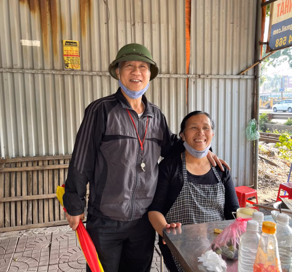 Người gác tàu thầm lặng -0