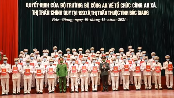 Bắc Giang kéo giảm tội phạm, huy động các nguồn lực tham gia bảo đảm ANTT ảnh 5
