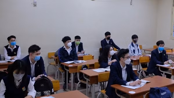 Thay đổi cấp độ dịch, quận Cầu Giấy chuyển sang học trực tuyến từ 10/1 ảnh 2