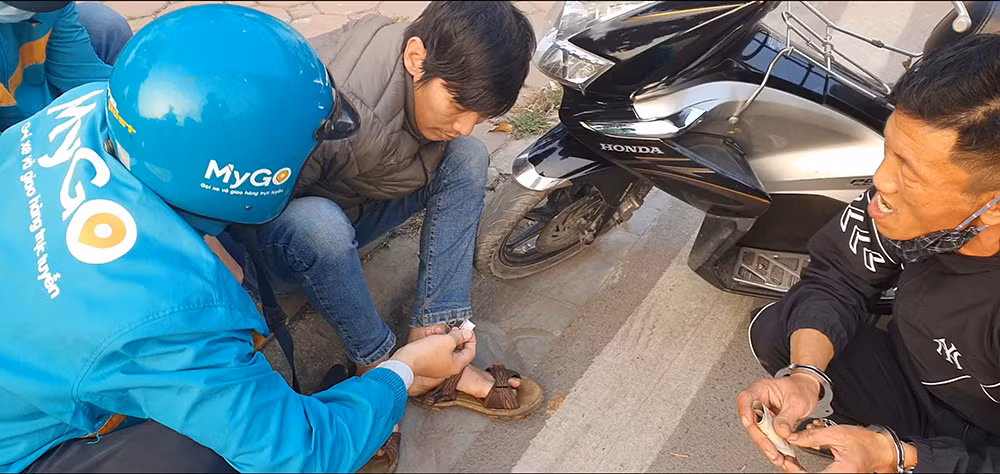 Đấu trí với kẻ có 2 tiền án, mắc bệnh hiểm nghèo vẫn buôn ma túy -1