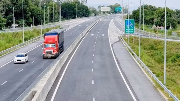 Dừng đầu tư cao tốc Hòa Bình- Mộc Châu theo hình thức PPP