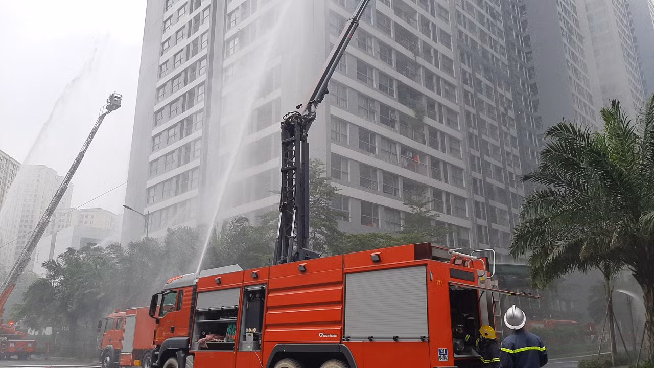 Diễn tập phương án chữa cháy và cứu nạn cứu hộ ở chung cư cao cấp -0