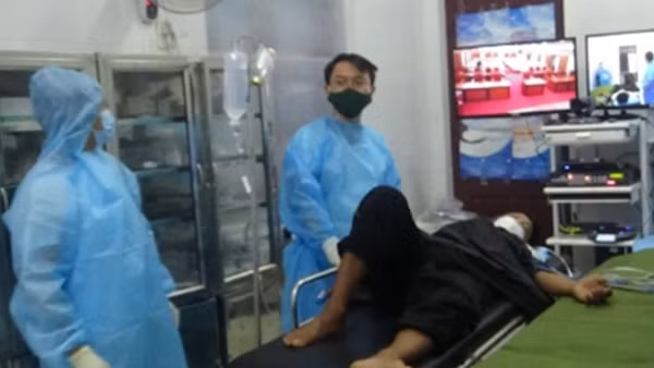 Khám, chữa bệnh từ xa, giải quyết các ca bệnh khó ngay từ tuyến dưới