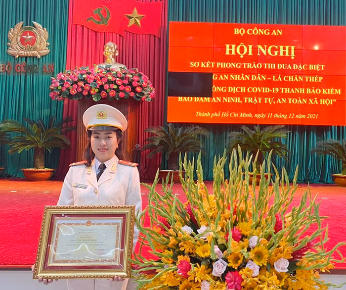 Những “lá chắn thép” vì bình yên cuộc sống -0