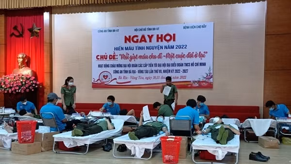 Trung úy Công an 20 lần hiến máu tình nguyện ảnh 3