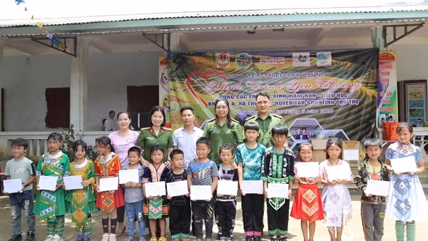Công bố loạt ấn phẩm đặc biệt gắn liền với tuổi thơ ảnh 3