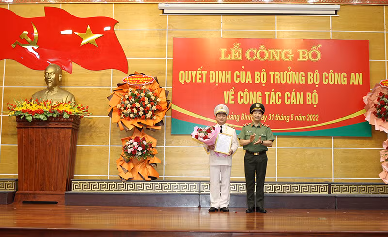 Công bố quyết định bổ nhiệm Giám đốc Công an tỉnh Quảng Bình -0