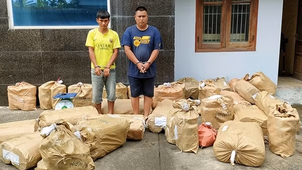 Hai&nbsp;anh em "rủ nhau" vận chuyển pháo nổ số lượng lớn