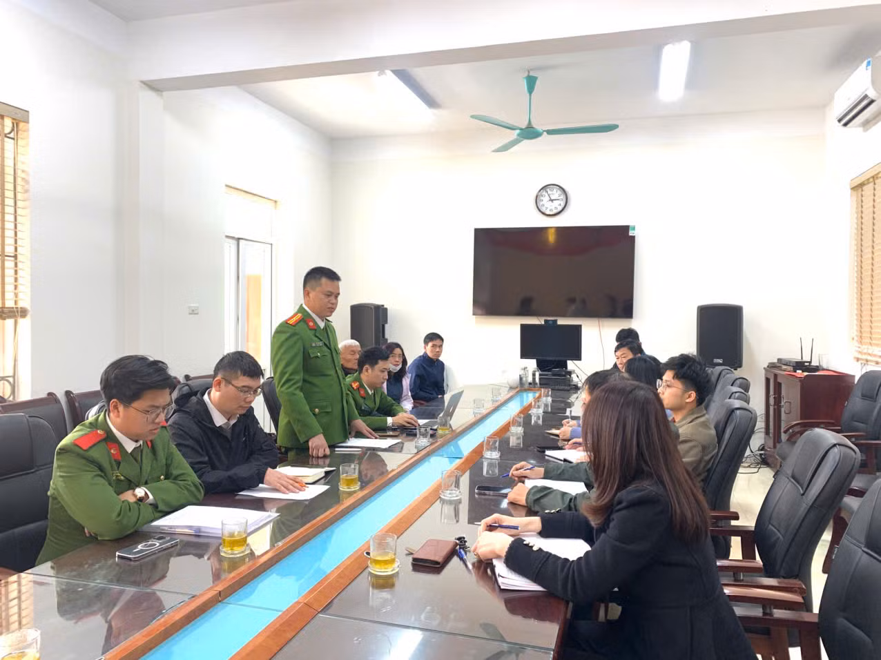Chủ tịch phường cùng đồng phạm nhận “hối lộ” gần 1 tỷ đồng để bỏ qua vi phạm xây dựng, -0