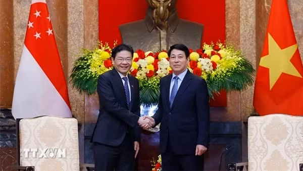 Đưa quan hệ Việt Nam-Singapore phát triển mạnh mẽ trong thời gian tới