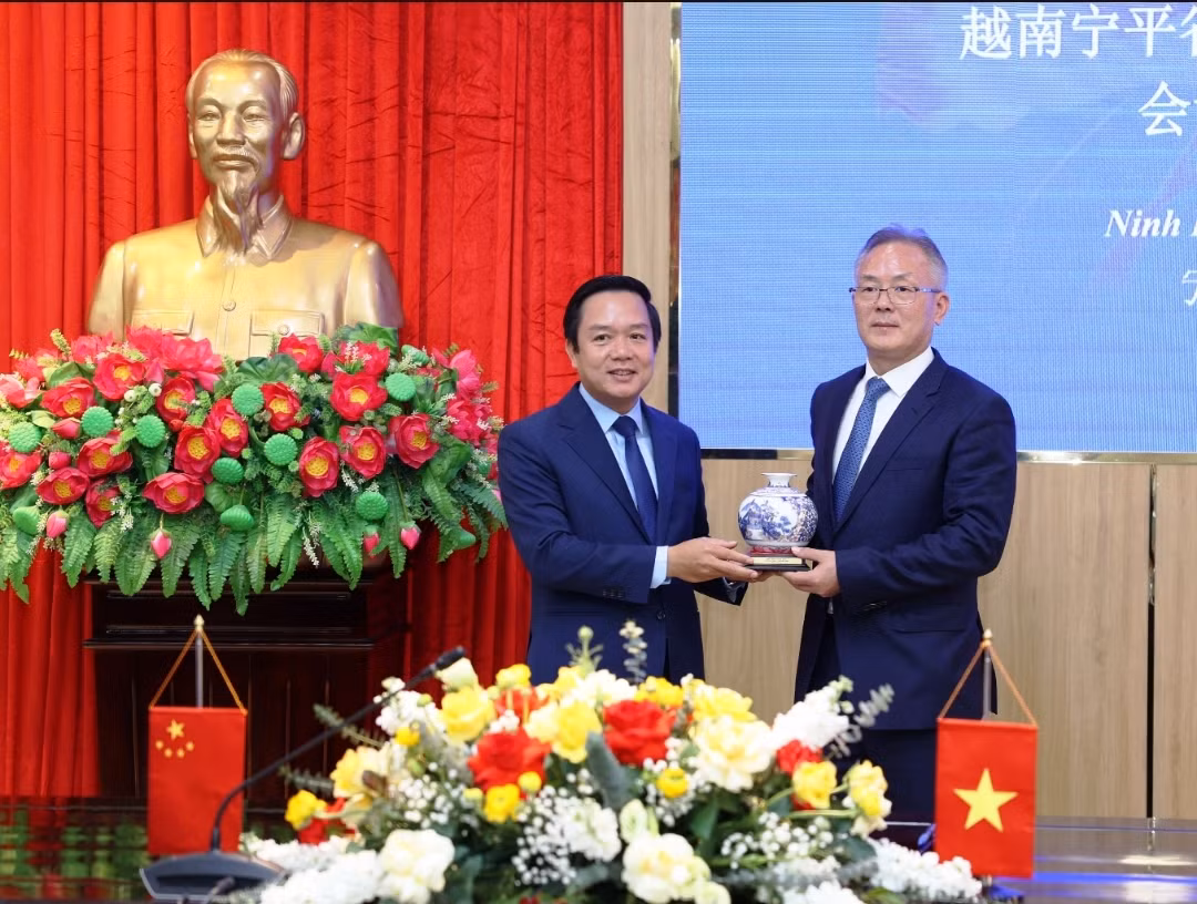 Hội đàm và ký kết Bản ghi nhớ hợp tác giữa Công an tỉnh Ninh Bình và Công an tỉnh Thiểm Tây, Trung Quốc -0