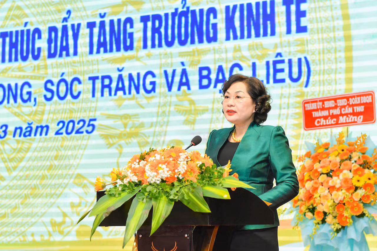 Đẩy mạnh tín dụng ngân hàng nhằm góp phần tăng trưởng kinh tế -0