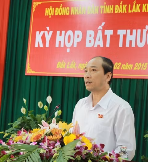 Chủ tịch UBND tỉnh Đắk Lắk xin nghỉ hưu trước tuổi -0