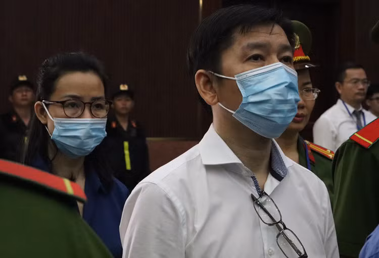 Phúc thẩm “đại án” Vạn Thịnh Phát giai đoạn 2: Bị cáo Trương Huệ Vân mong sớm trở về làm lại cuộc đời&nbsp; -0