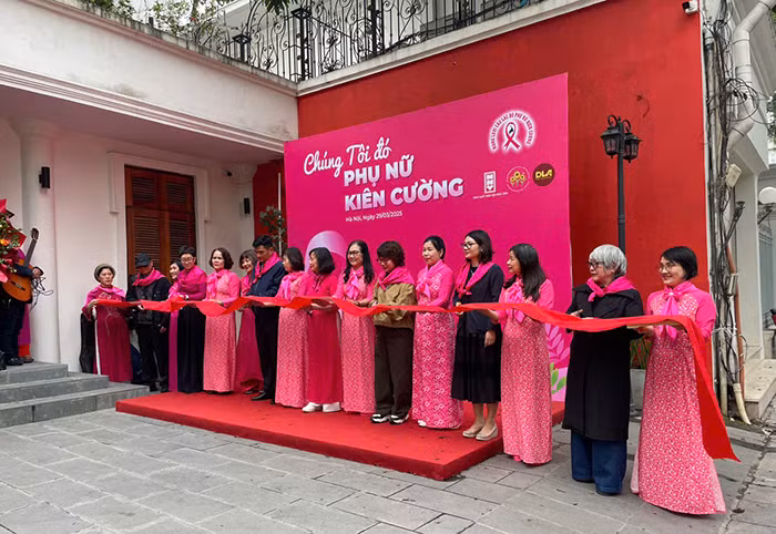 Diva Hồng Nhung cùng lan tỏa vẻ đẹp của những phụ nữ kiên cường -0