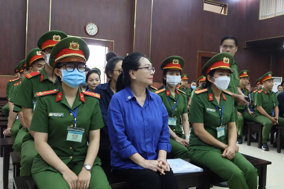 Xét xử phúc thẩm bị cáo Trương Mỹ Lan và đồng phạm - giai đoạn 2 -0