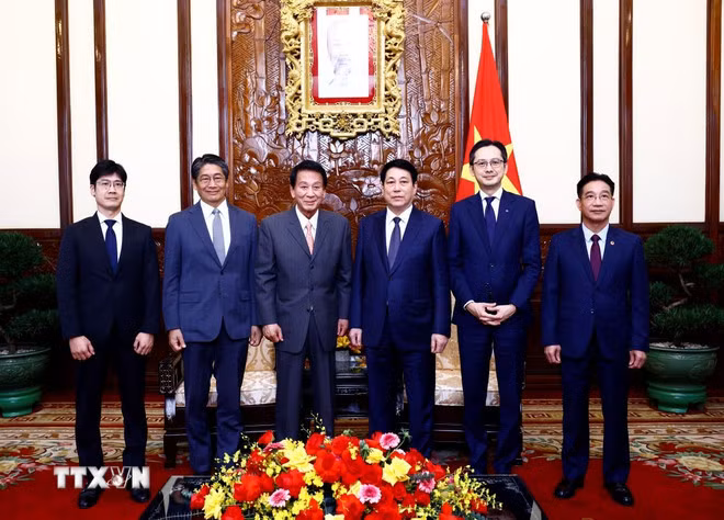 Chủ tịch nước Lương Cường tiếp nguyên Đại sứ đặc biệt Việt Nam-Nhật Bản -0