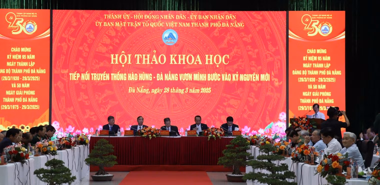 Đà Nẵng 95 năm chặng đường 