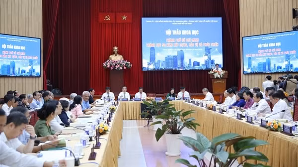 Xây dựng TP Hồ Chí Minh xứng đáng với niềm tin, kỳ vọng của nhân dân và bạn bè quốc tế