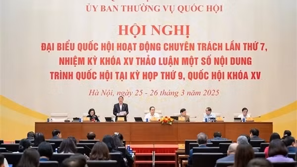 Đại biểu Quốc hội đề nghị không áp thuế tiêu thụ đặc biệt với xăng, máy điều hòa