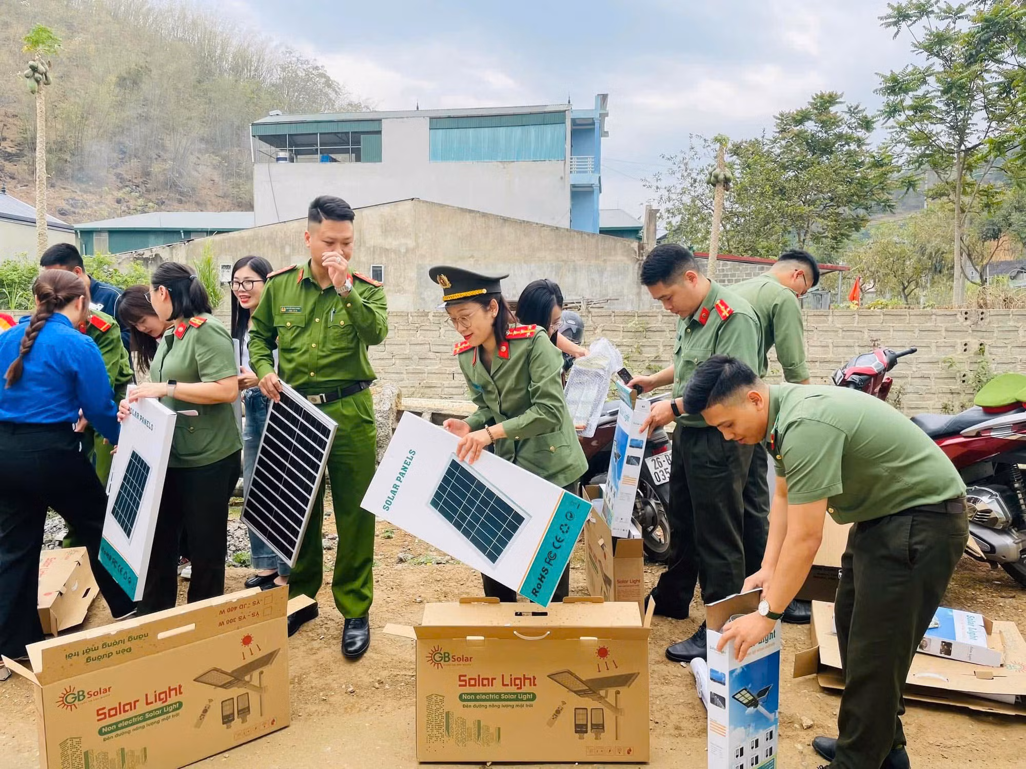 Phát huy sức trẻ lập công dâng Bác -0