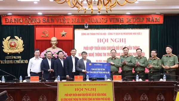 Hợp tác chuyển đổi số, nâng cao ứng dụng công nghệ vào công tác Công an