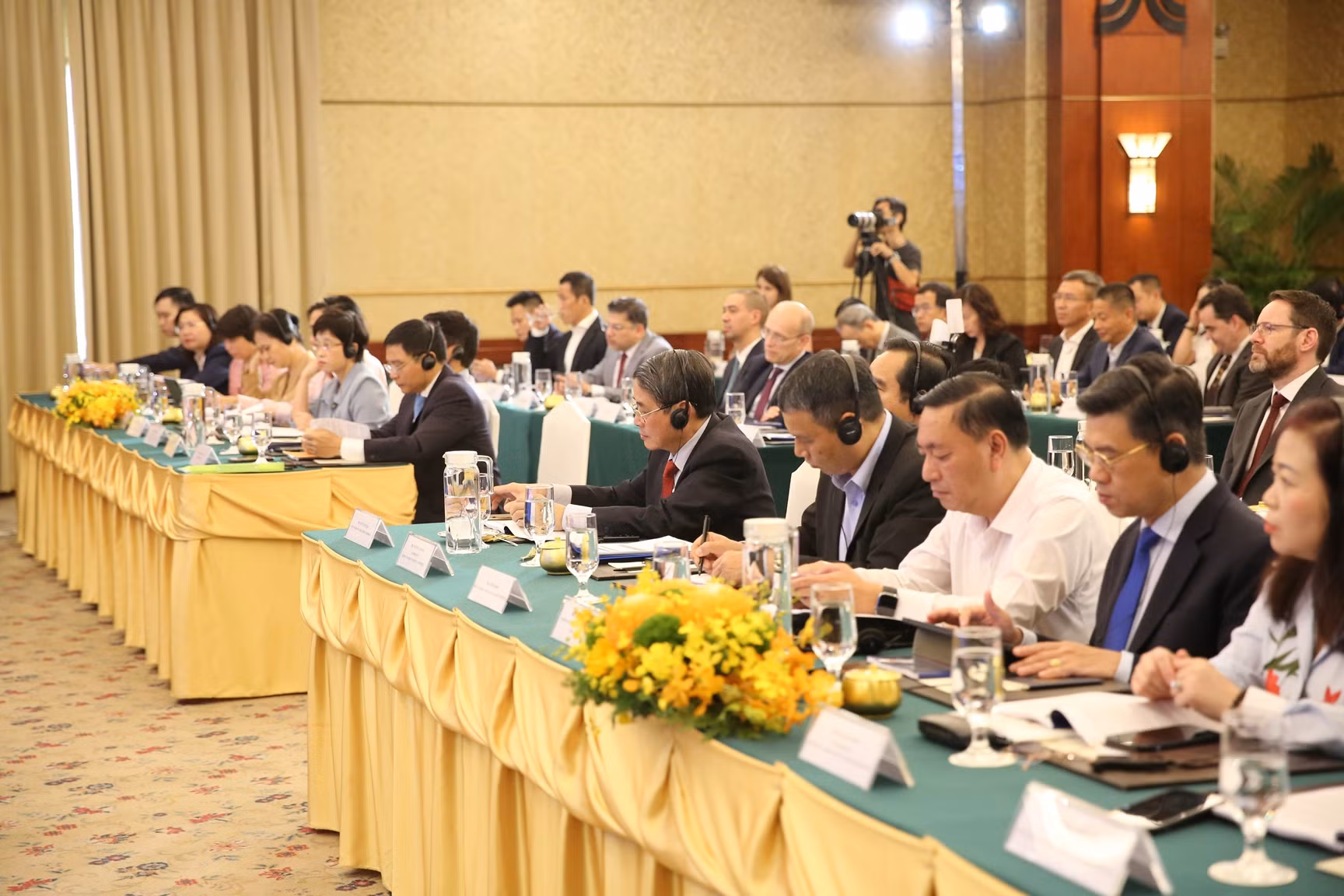 Việt Nam có thể xây dựng thành công Trung tâm Tài chính hiện đại, đẳng cấp quốc tế -3