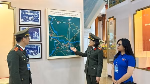 Phát huy sức trẻ lập công dâng Bác