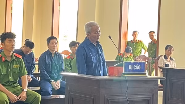 Tranh giành khách, tài xế xe ôm gây án mạng