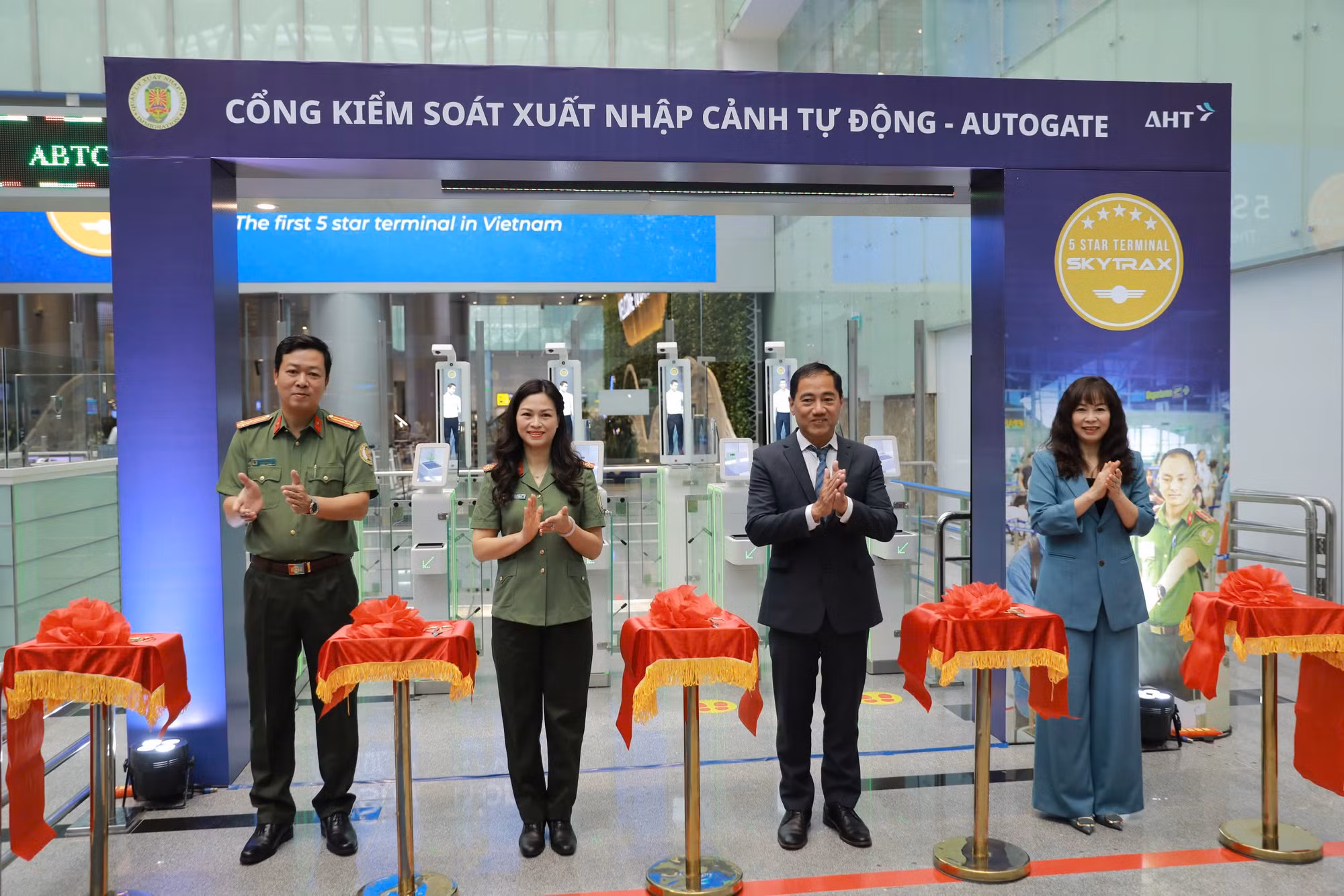 Bàn giao hệ thống kiểm soát Xuất nhập cảnh tự động tại sân bay quốc tế Đà Nẵng -1
