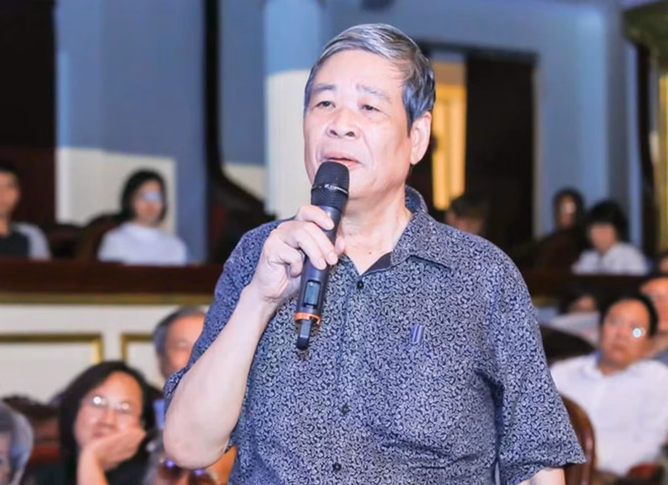 Nguyễn Thụy Kha: Người đi dọc triền sông thi ca và âm nhạc -0