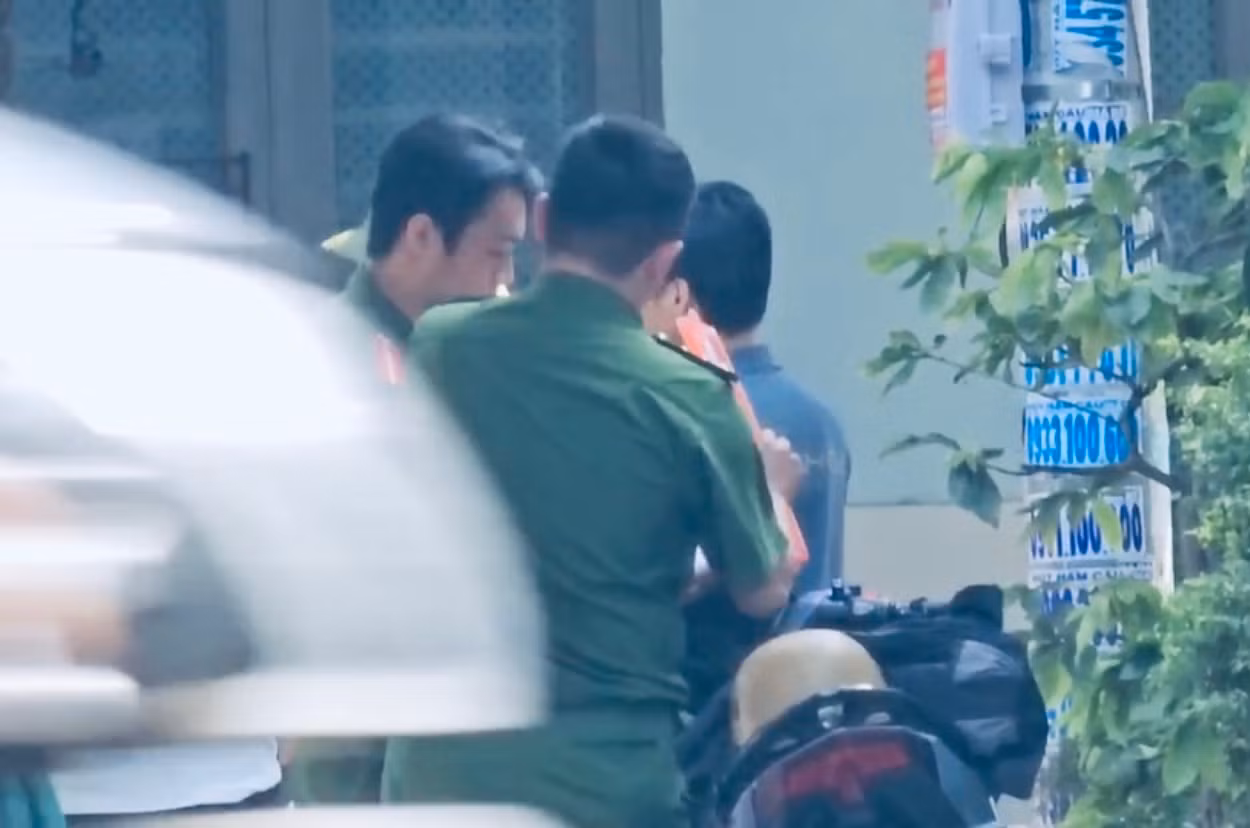 Ghen tuông, &nbsp;đâm chết người tình rồi về nhà treo cổ tự tử -0