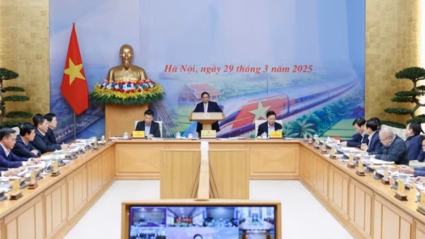 Thủ tướng: Thần tốc, đột phá hơn nữa để thông tuyến cao tốc từ Cao Bằng tới Cà Mau trong năm 2025