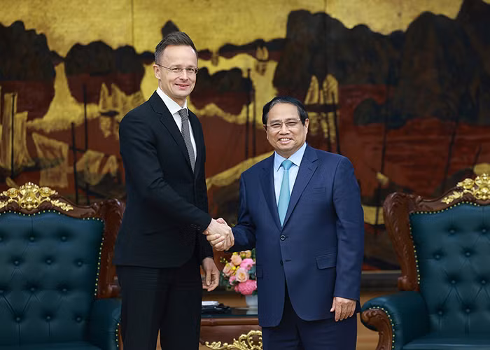 Thủ tướng Phạm Minh Chính tiếp Bộ trưởng Bộ Ngoại giao và Kinh tế đối ngoại Hungary -0