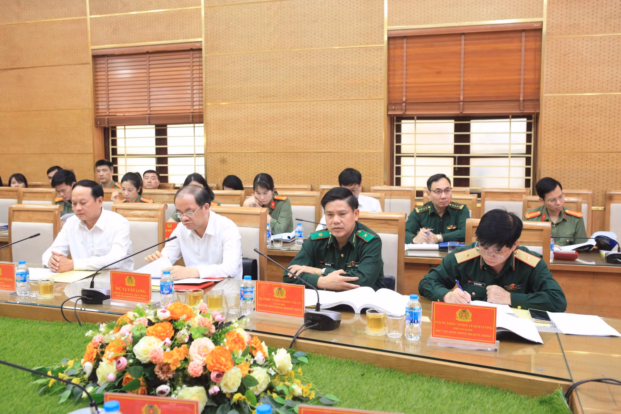 Đảm bảo an ninh vùng chiến lược Tây Bắc là nhiệm vụ cấp bách -0