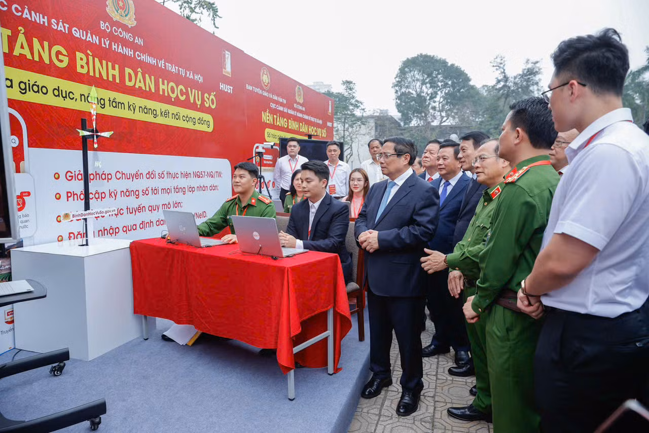 Thủ tướng Phạm Minh Chính phát động phong trào và ra mắt nền tảng 