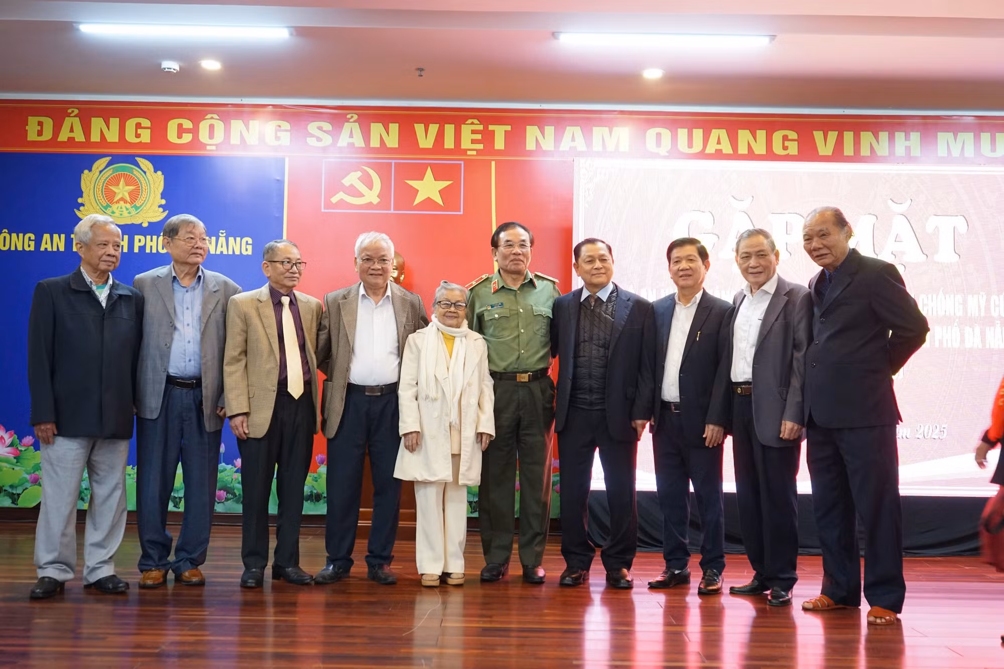 Gặp mặt cựu cán bộ An ninh Quảng Đà nhân kỷ niệm 50 năm Ngày giải phóng Đà Nẵng -0