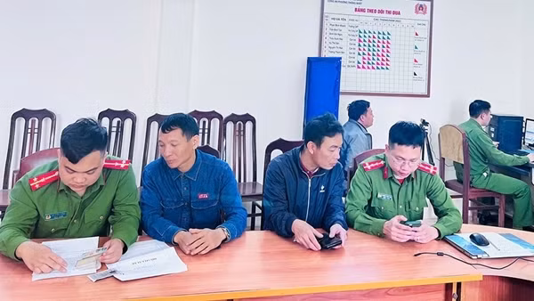 Ứng dụng công nghệ thông tin trong cấp đổi giấy phép lái xe ở Hòa Bình