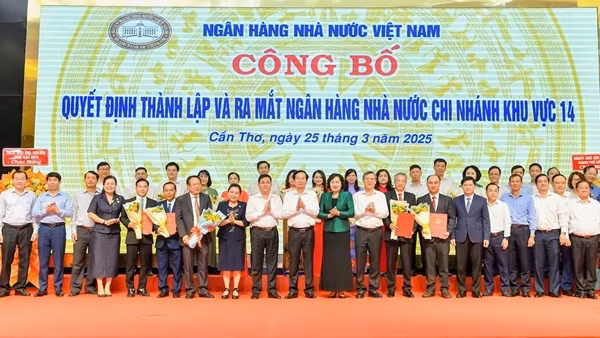 Đẩy mạnh tín dụng ngân hàng nhằm góp phần tăng trưởng kinh tế