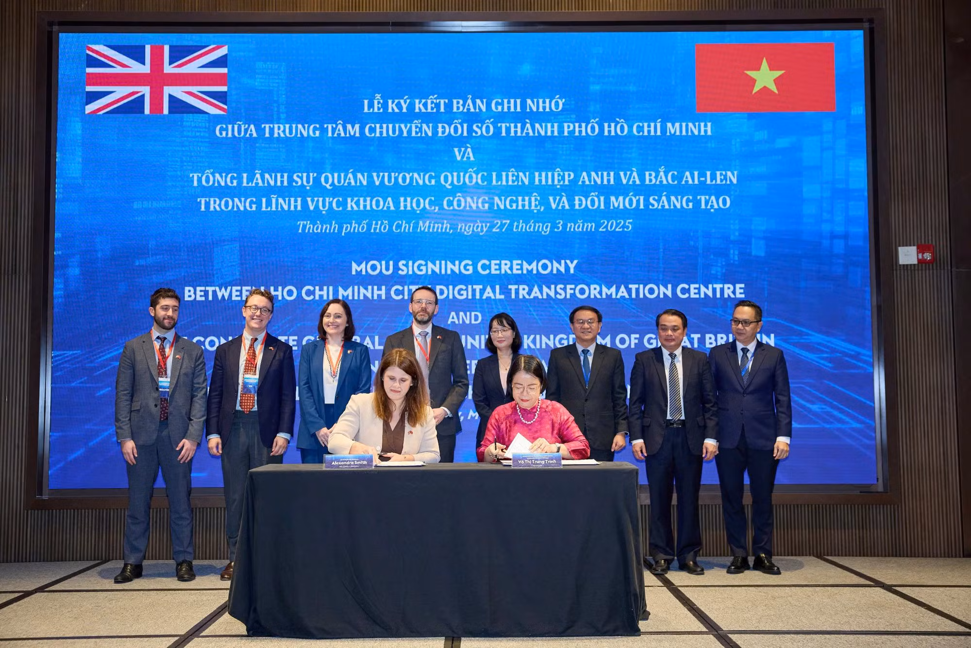 Việt Nam và Anh tăng cường hợp tác về chuyển đổi số -0