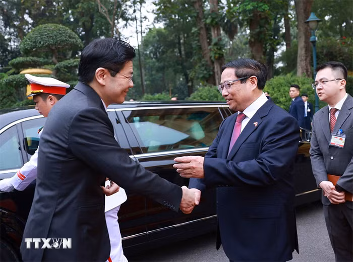 Thủ tướng Phạm Minh Chính chủ trì lễ đón Thủ tướng Singapore và Phu nhân -0