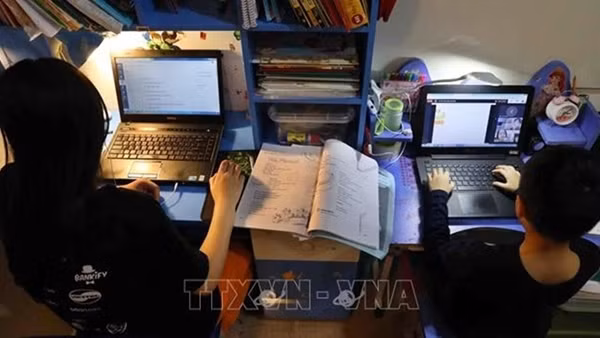 Mỗi năm tiếp nhận hơn 500 cuộc gọi về vấn đề trẻ em trên môi trường mạng