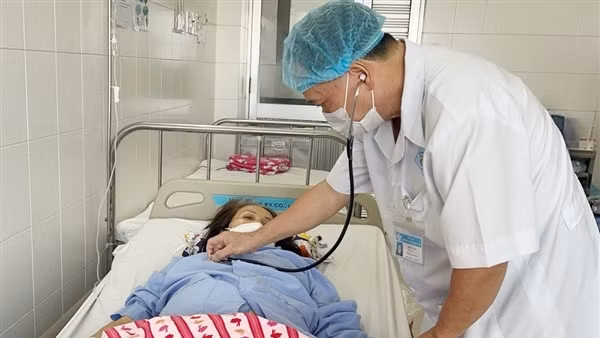 Cứu sống bệnh nhân vỡ phình động mạch gan rất hiếm gặp