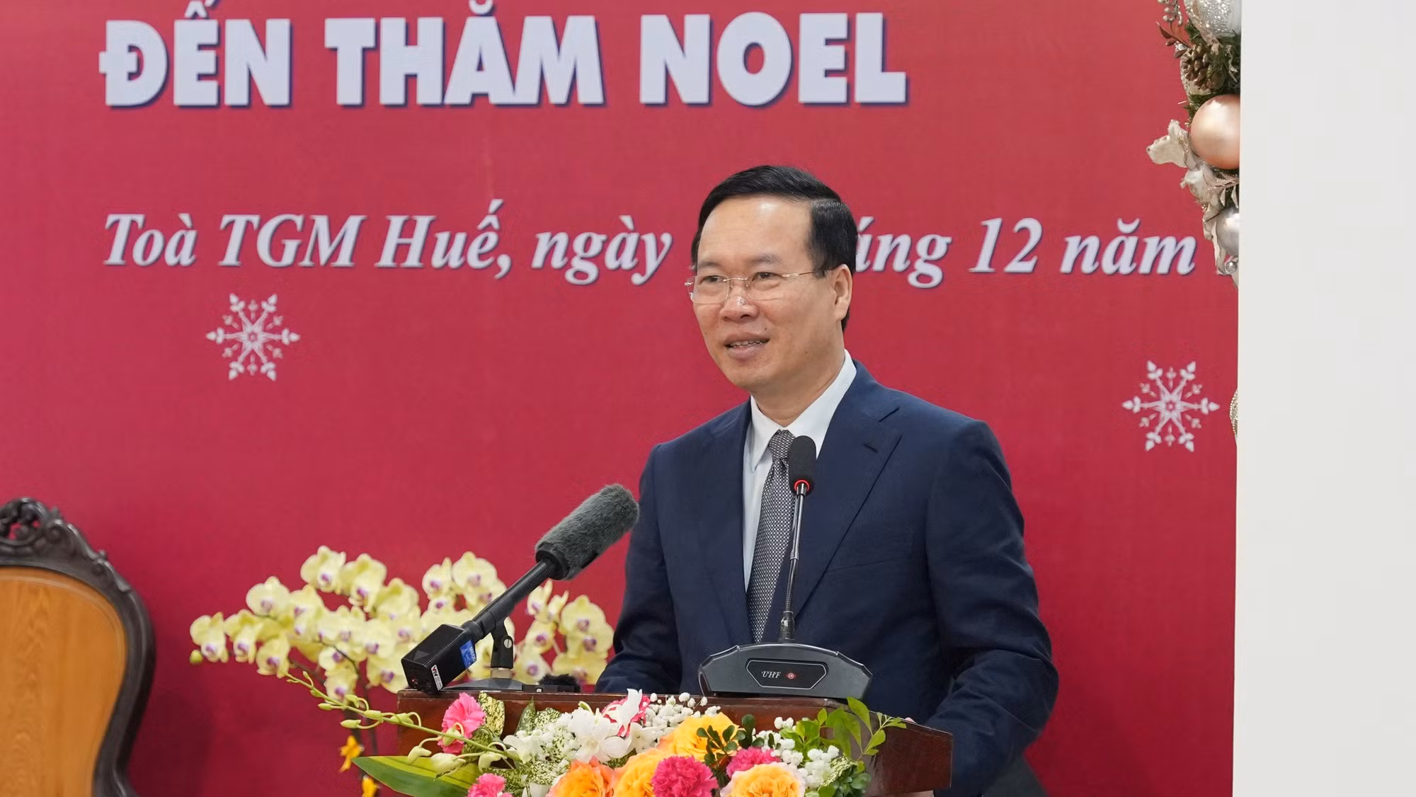 Chủ tịch nước Võ Văn Thưởng chúc mừng Giáng sinh Tổng Giáo phận Huế -0